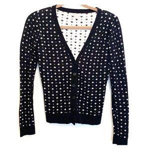 Black and white print sweater